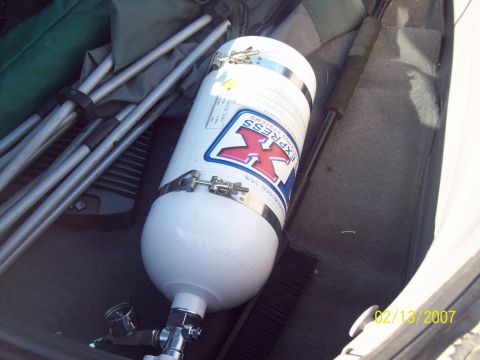 1995 Ford Probe - pic of the nitrous bottle