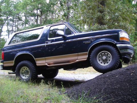 1995 Ford Bronco photo