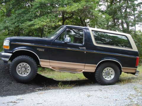 1995 Ford Bronco photo