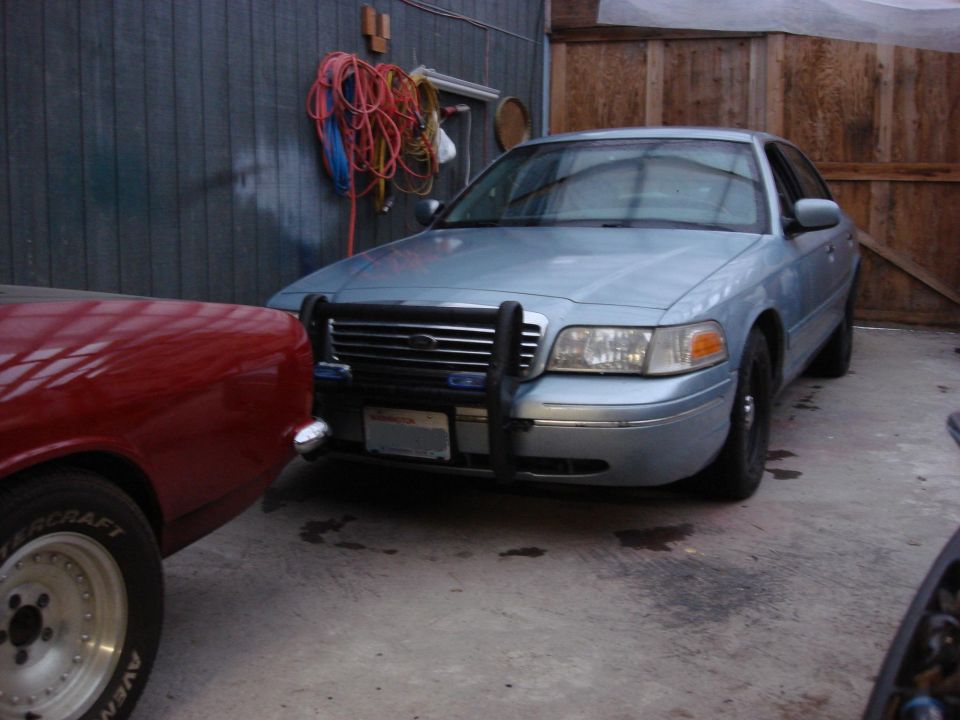 2002 Ford Crown Victoria