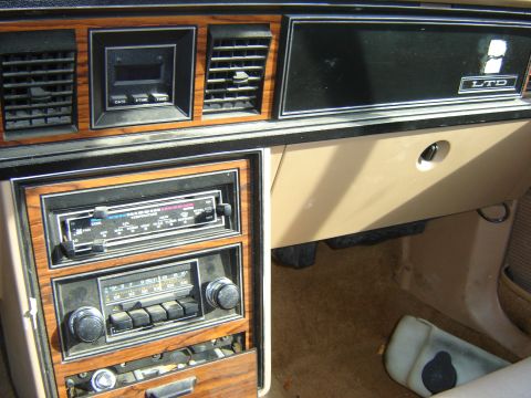 1984 Ford LTD - next is to clean the inside.
