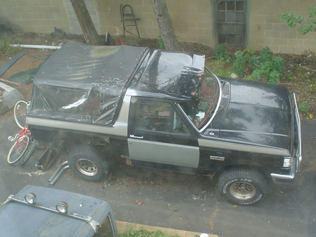 1988 Ford Bronco “Charlene”