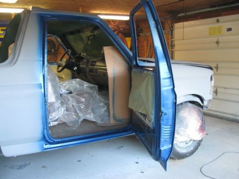 1992 Ford Bronco - door jams