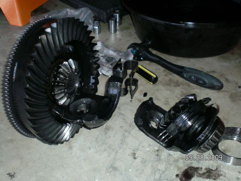 1996 Ford Bronco - Here's the case in 2 halfs.....the piece on the right should be attached to the ring gear on the left........