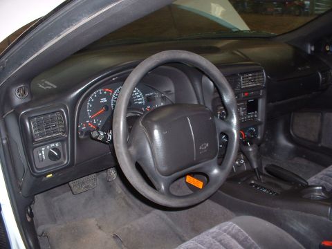 2000 Ford Crown Victoria photo
