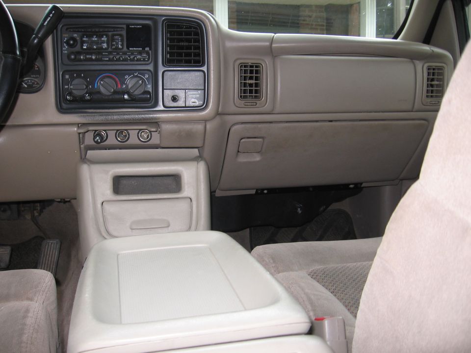dam how many different colors of TAN did CHEVY make!?!?!?!