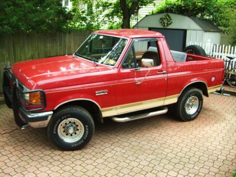 1991 Ford Bronco photo