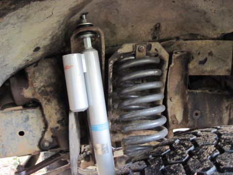 1979 Ford Bronco - stud converter