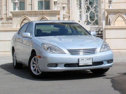 2002 Lexus ES 300 “B”