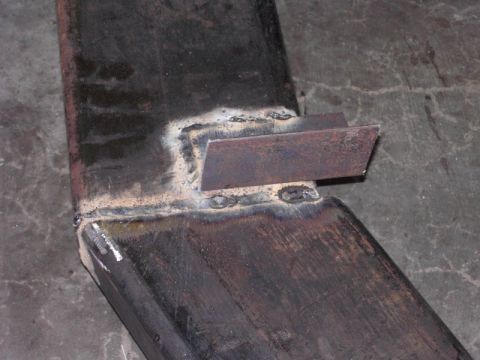 1980 Ford Bronco - this little tab will help with the mounting points...look at those welds, (hey they are getting better)