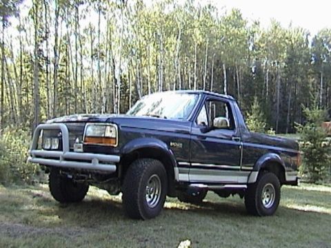 1995 Ford Bronco “Bronco The Dark Side Of The Moon”