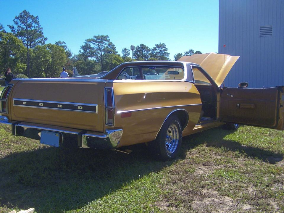 1973 FORD RANCHERO 500 EXPLORER FOR SALE

158,663 miles
FMX 3-spd
351C 2V
AM Radio
AC
ASKING $15K
CRAIGSLIST: http://pensacola.craigslist.org/cto/1411448263.html