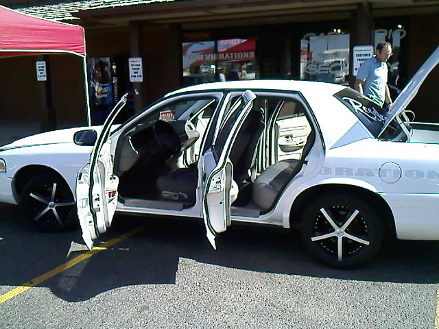 2002 Ford Crown Victoria