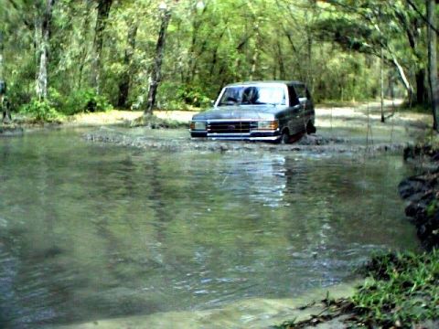 1991 Ford Bronco - Some freshwater in Ocala.