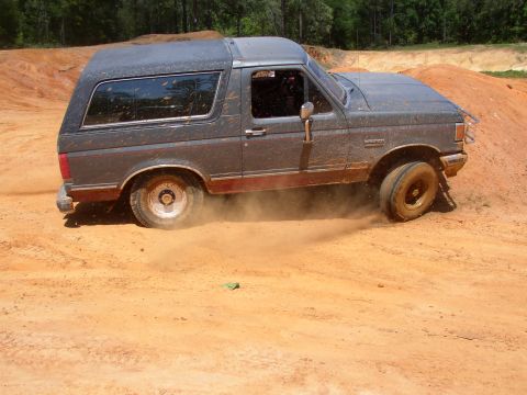 1991 Ford Bronco - In clay