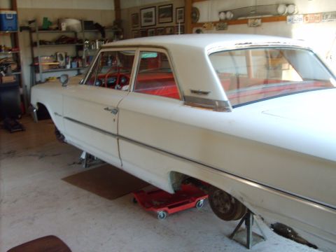1963 Ford Galaxie - look ma, no wheels!