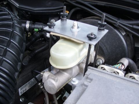 2005 Ford Crown Victoria photo