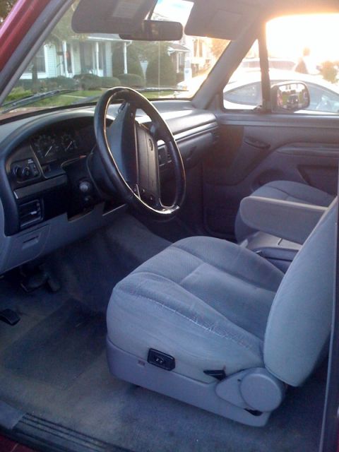1995 Ford Bronco - Interior