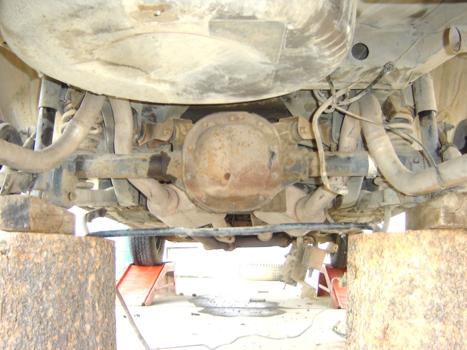this installing the 8.8 traction lock rear