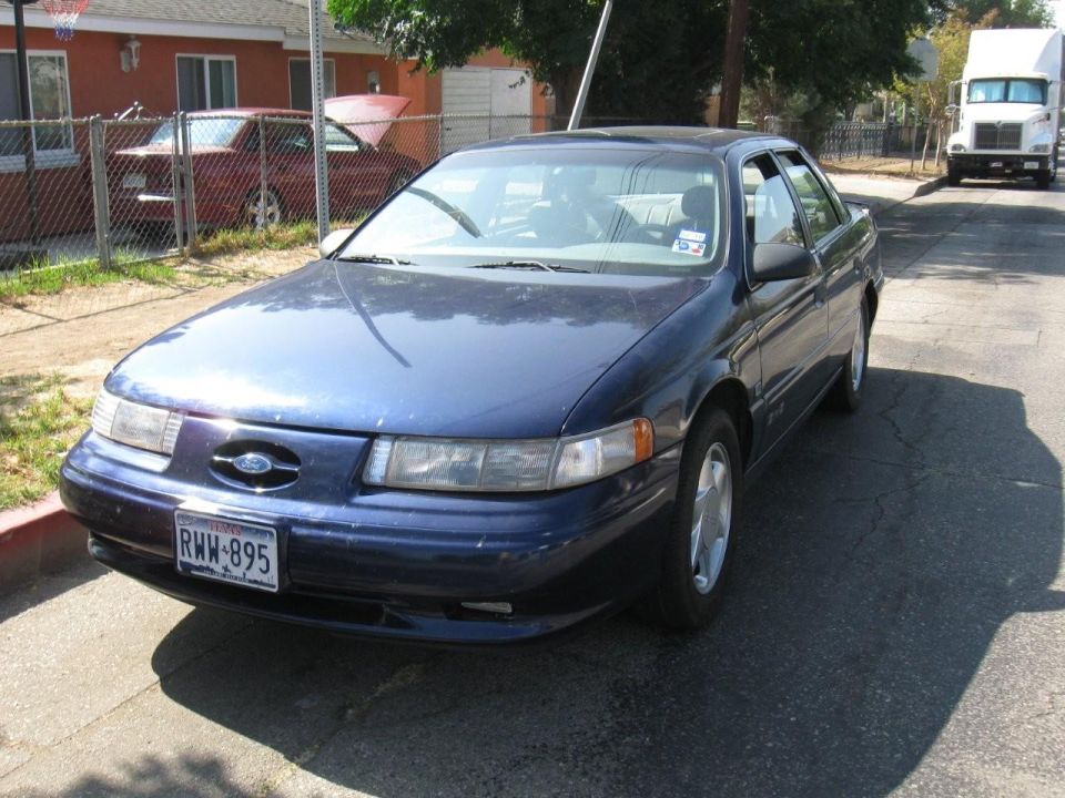 1992 Ford Taurus