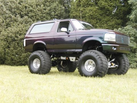 1994 Ford Bronco - Local show 7/27/03