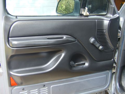 1995 Ford Bronco - after