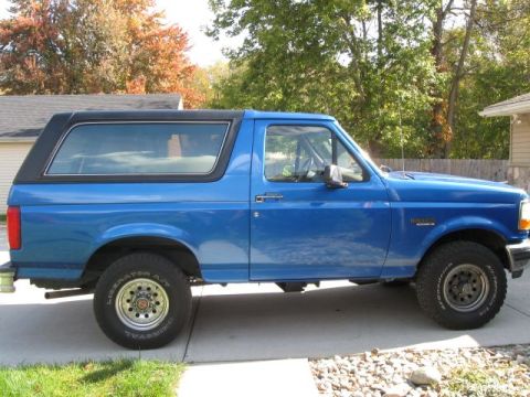 1992 Ford Bronco - painted