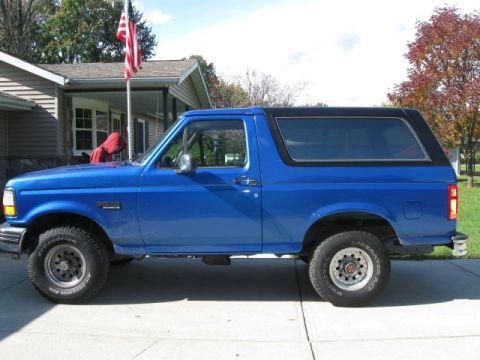 1992 Ford Bronco - painted