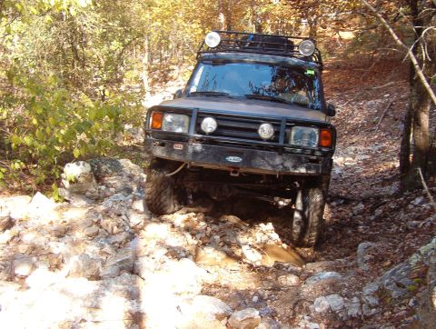 1983 Ford Bronco - Both Andy & Greg found the Ravine challenging. Many rocks were stacked, and some winching was involved.
