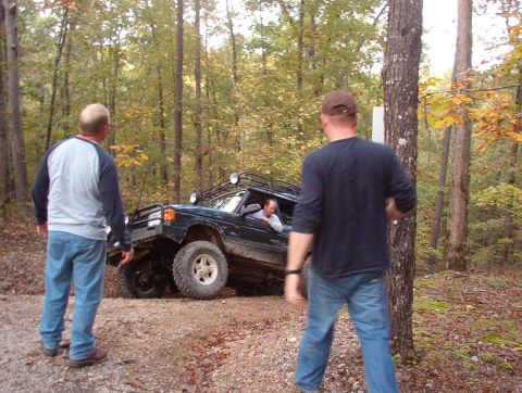 1983 Ford Bronco - This trail has some extreme hillclimbs & descents, in VERY tight trees, ending with a long, slick, rutted rocky ascent that took out 2 Disc…