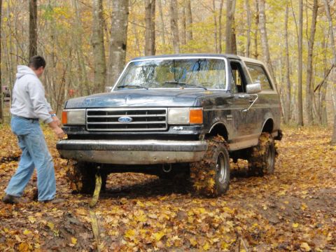 1990 Ford Bronco photo