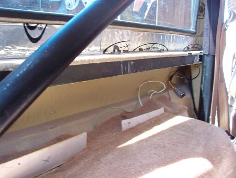 1975 Ford Bronco - The w/s frame has to go forward & up slightly to fold down onto the hood, and so the roof has to be lifted. That means accessing the bolts…