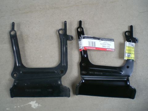 2000 Mercury Grand Marquis - plastic versus aluminum crossover 2000 4g alternator brackets new is aluminum