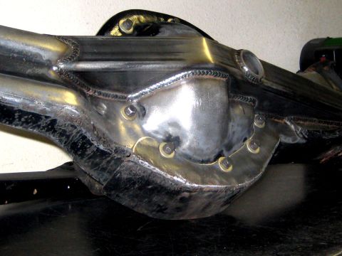 1996 Ford Bronco - This is a custom-fabricated differential housing, showing extensive welding and metalwork.