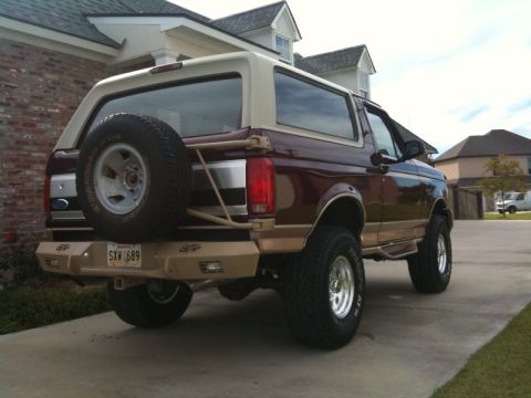 1996 Ford Bronco photo