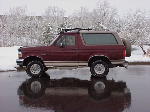 1996 Ford Bronco - Side view