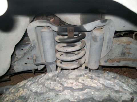 1995 Ford Bronco - From the donor Bronco. The dual shock setup will be going on to my 1995 rig.