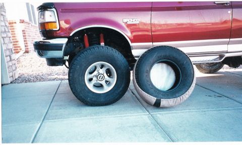 1996 Ford Bronco photo