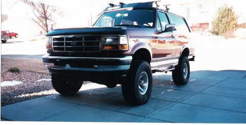 1996 Ford Bronco photo