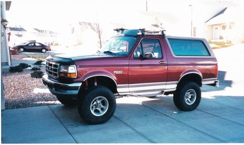 1996 Ford Bronco photo