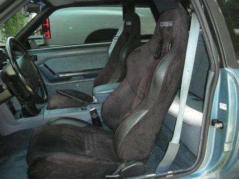 1990 Ford Mustang photo