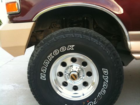 1996 Ford Bronco photo