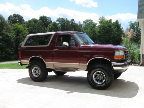 1996 Ford Bronco photo