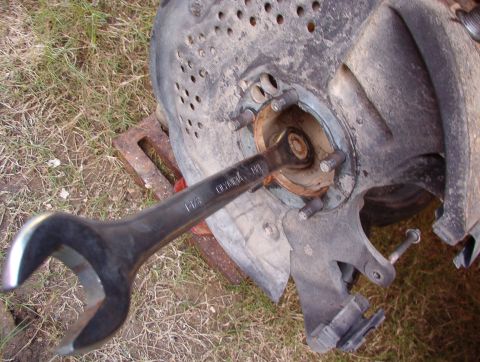 1983 Ford Bronco - Loosen, but don't remove, the lower BJ nut ([url=https://www.amazon.com//dp/B000C5HPRO/]MotorCraft MCS-10253 ). Back it off just until it's…