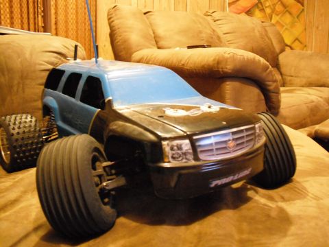 1991 Ford Bronco - This remote-controlled car is not a 1991 Ford Bronco.