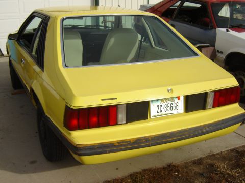 1979 Ford Mustang - that rear bumper need replacement.