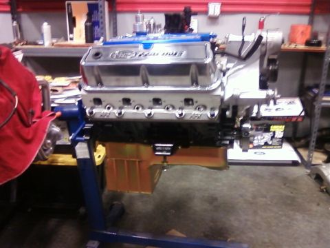 1990 Ford Bronco - 408 Stroker, Edelbrock Performer Intake Manifold, AFR 185 Heads, Ford Racing Polished Valve Covers.
