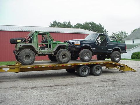 1992 Ford Bronco - haha, 25 foot trailer and it will fit!