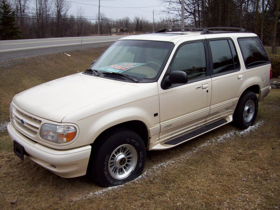 1996 Ford Explorer “'Ol girl”