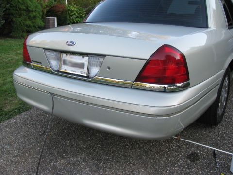 2004 Ford Crown Victoria - Removing the rear strip.